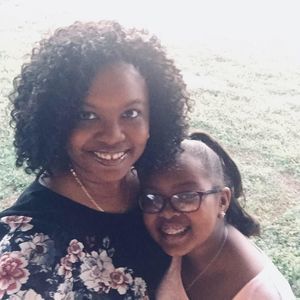 Meet your Posher, Adrienne